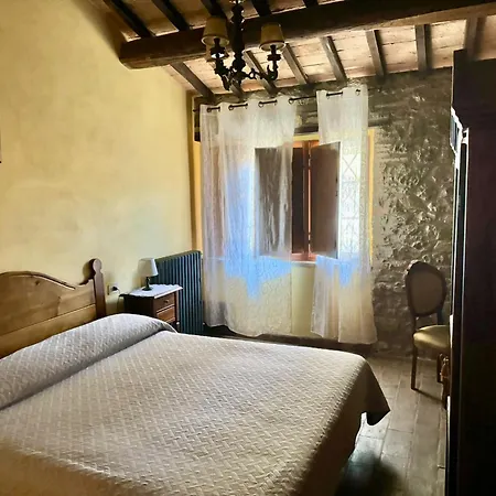 L'elmo Bagni (Umbria)